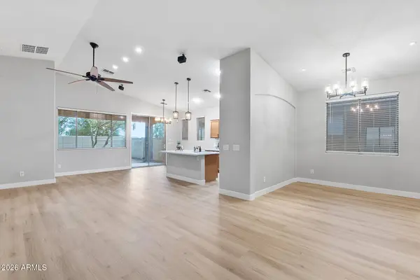 10361 W FOOTHILL Drive, Peoria, AZ 85383