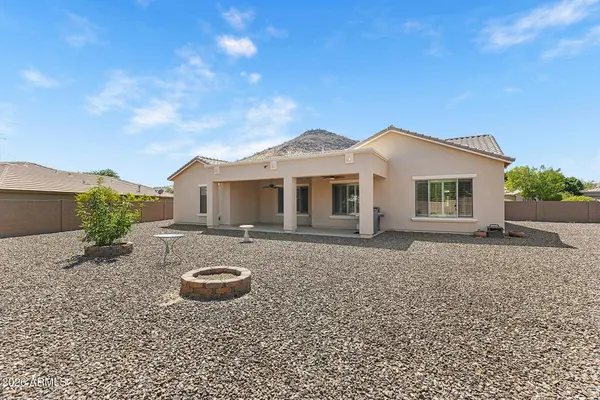 5521 W PARSONS Road, Phoenix, AZ 85083
