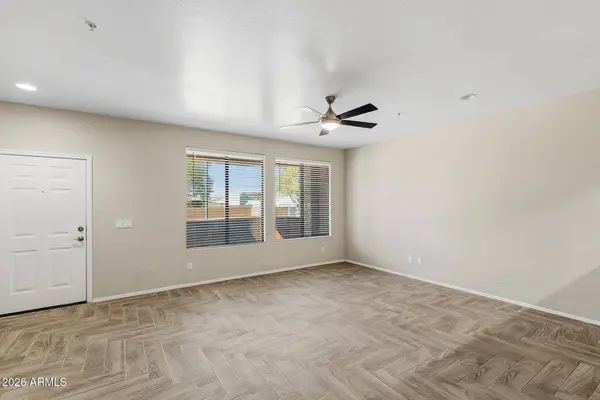 21655 N 36TH Avenue #106, Glendale, AZ 85308