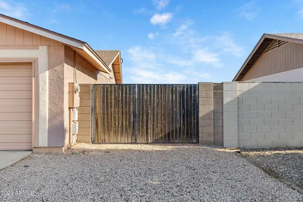 4841 W AIRE LIBRE Avenue, Glendale, AZ 85306