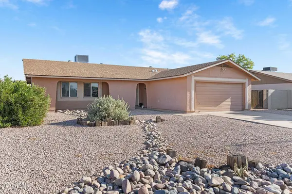 4841 W AIRE LIBRE Avenue, Glendale, AZ 85306