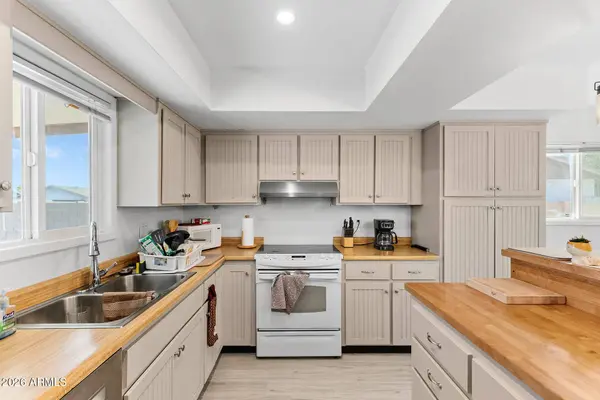 4841 W AIRE LIBRE Avenue, Glendale, AZ 85306