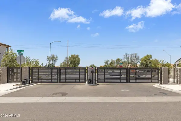 7435 N 74TH Avenue, Glendale, AZ 85303