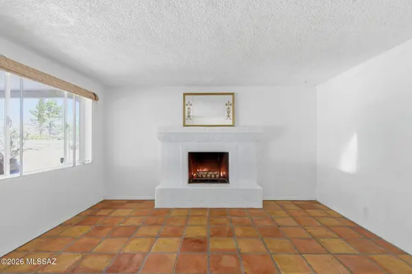 2720 N Columbus Blvd, Tucson, AZ 85712
