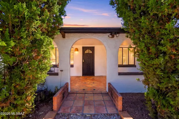 2720 N Columbus Blvd, Tucson, AZ 85712