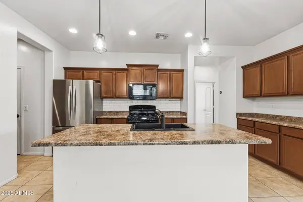 18608 W LUPINE Avenue, Goodyear, AZ 85338