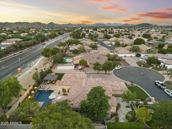 4744 W VILLA LINDA Drive, Glendale, AZ 85310