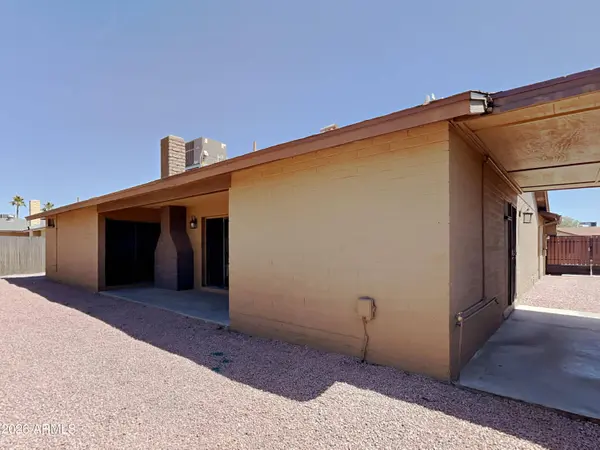 10248 W MEDLOCK Drive, Glendale, AZ 85307