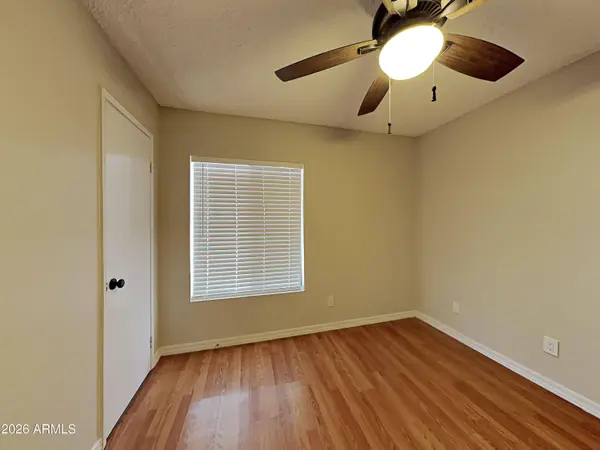 10248 W MEDLOCK Drive, Glendale, AZ 85307