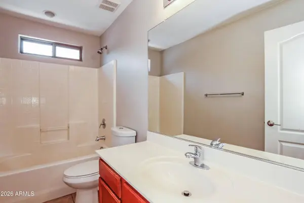 2537 W DARREL Road, Phoenix, AZ 85041
