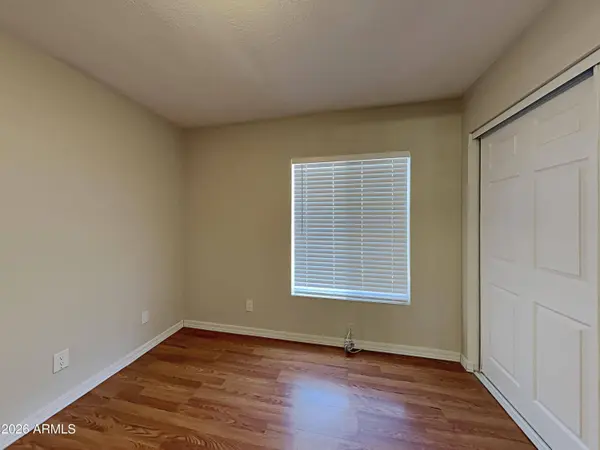 10248 W MEDLOCK Drive, Glendale, AZ 85307