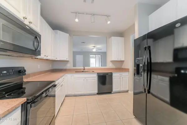 4537 W BURGESS Lane, Laveen, AZ 85339
