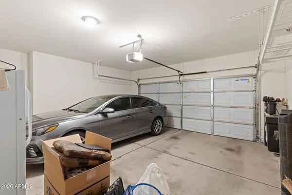 17401 W HOLLAND Lane, Surprise, AZ 85388
