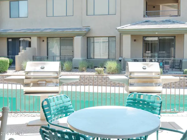 705 W QUEEN CREEK Road #2176, Chandler, AZ 85248