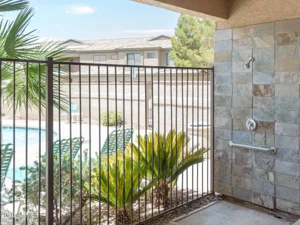 705 W QUEEN CREEK Road #2176, Chandler, AZ 85248