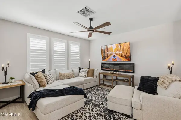 4100 S PINELAKE Way #104, Chandler, AZ 85249