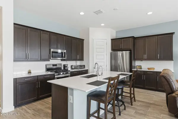 18931 W LAUREL Lane, Surprise, AZ 85388