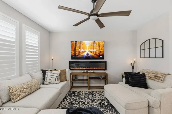 4100 S PINELAKE Way #104, Chandler, AZ 85249