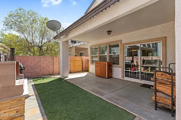 1361 S SWALLOW Lane, Gilbert, AZ 85296