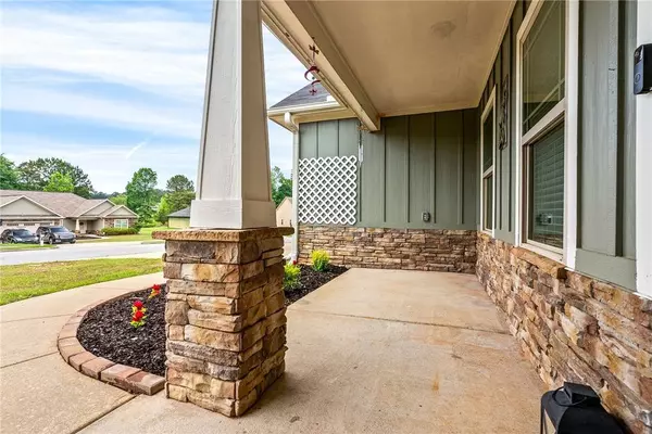 2711 EAST POINTE WAY, Opelika, AL 36804