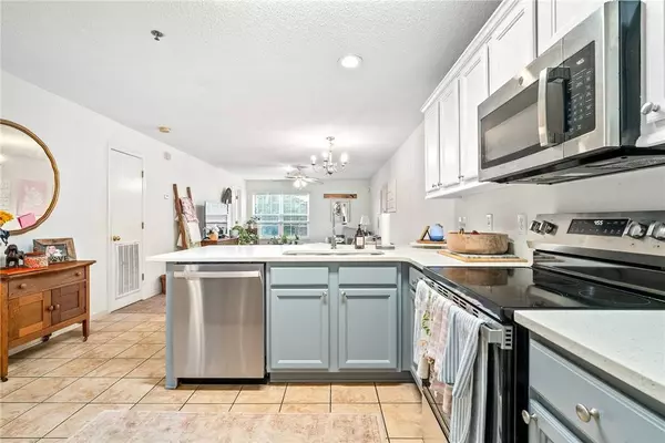 327 N ROSS ST #121, Auburn, AL 36830