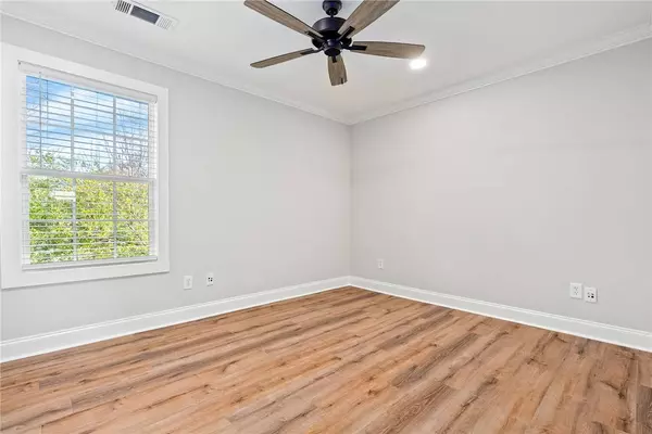 327 N Ross ST, Auburn, AL 36830