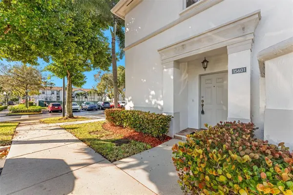 15601 SW 40th St #263, Miramar, FL 33027