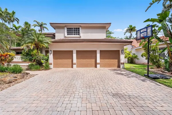 3315 Ottawa Ln, Cooper City, FL 33026