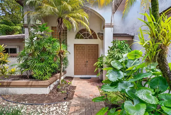 3315 Ottawa Ln, Cooper City, FL 33026
