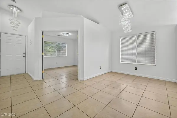 1472 Dragon Rock DR, Henderson, NV 89052