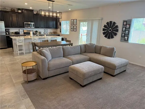 2585 Amazing Meadows AVE #1007, North Las Vegas, NV 89031