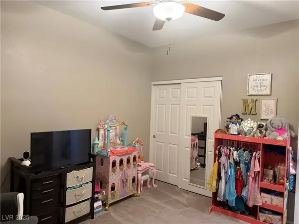 2585 Amazing Meadows AVE #1007, North Las Vegas, NV 89031