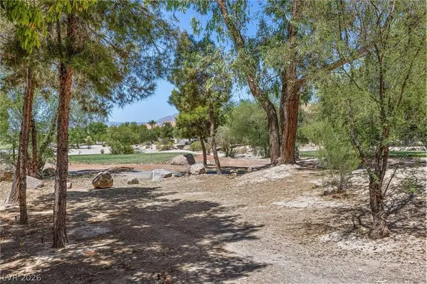 4910 Black Bear RD #101, Las Vegas, NV 89149