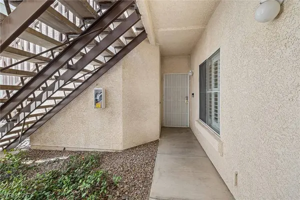 4910 Black Bear RD #101, Las Vegas, NV 89149