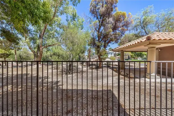 4910 Black Bear RD #101, Las Vegas, NV 89149