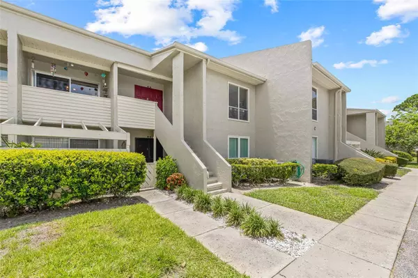 416 WINDRUSH BAY DR #416, Tarpon Springs, FL 34689