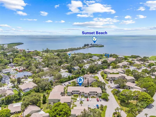 416 WINDRUSH BAY DR #416, Tarpon Springs, FL 34689