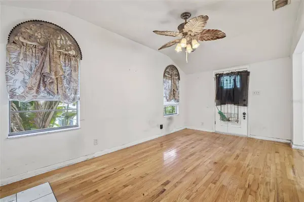 3201 W SAN JUAN ST, Tampa, FL 33629