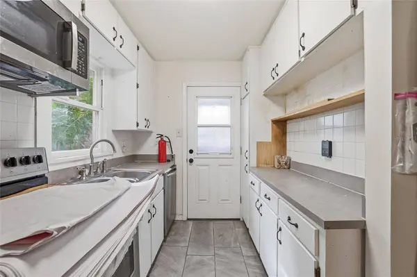 3201 W SAN JUAN ST, Tampa, FL 33629