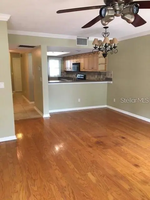 2523 CROWDER LN, Tampa, FL 33629