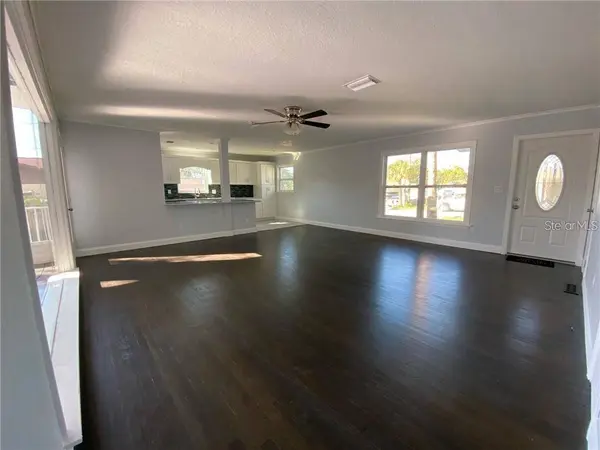 16 JEFF RD, Largo, FL 33774