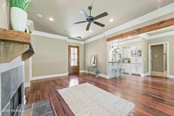 205 Petrus DR, Broussard, LA 70518