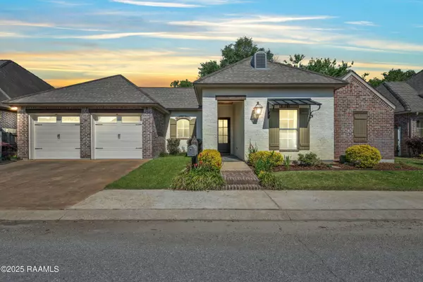 205 Petrus DR, Broussard, LA 70518