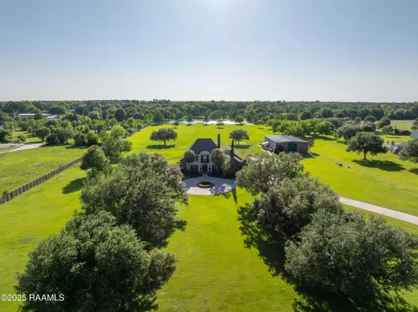 1800 Bonin RD, Youngsville, LA 70592