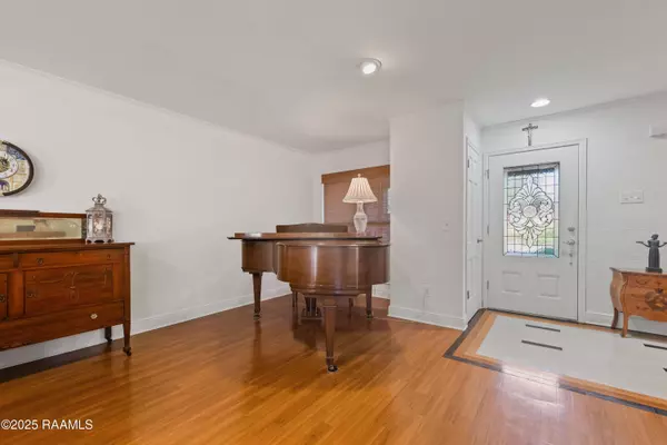 404 Briargate CIR, Lafayette, LA 70503