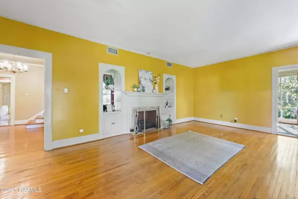 1218 Myrtle PL, Lafayette, LA 70506