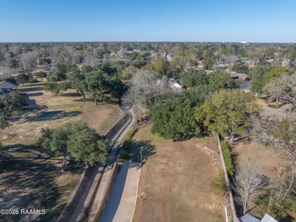 226 & 228 Hidden Grove PL, Lafayette, LA 70503