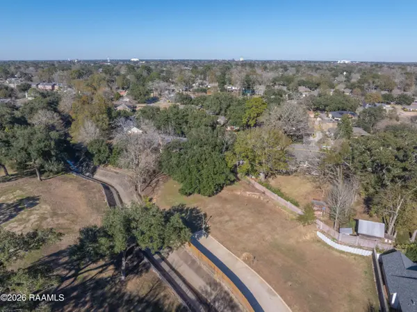 226 & 228 Hidden Grove PL, Lafayette, LA 70503