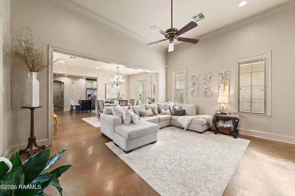 413 Harbor RD, Youngsville, LA 70592