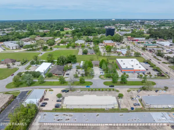 107 Energy Pkwy, Lafayette, LA 70508